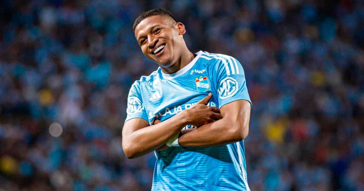 Pacheco: "Fue una campaña rara; perdimos el Apertura por goles, hubo un cambio de técnico y eso movió un poco"