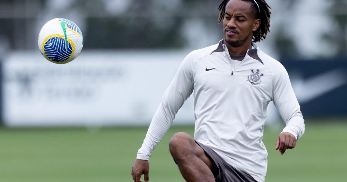   Carrillo: "Cuando me llamó Corinthians, era imposible decirle que no; no tuve ningún contacto con Alianza"
