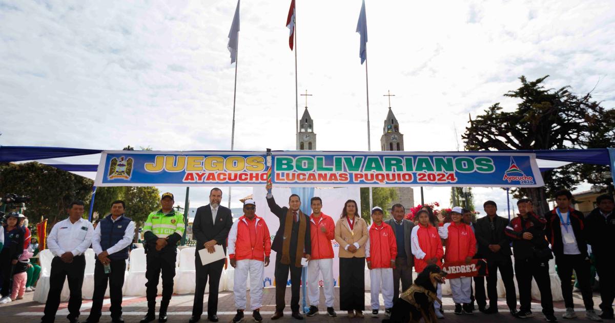 (FOTOS) Ruta de la Antorcha Bolivariana sigue uniendo a Ayacucho