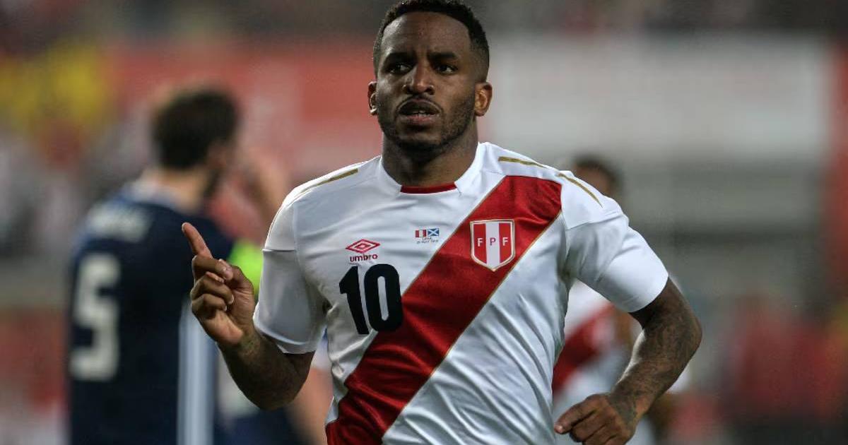 Farfán sobre Fossati: "Tenemos un gran entrenador y hay que darle tiempo"
