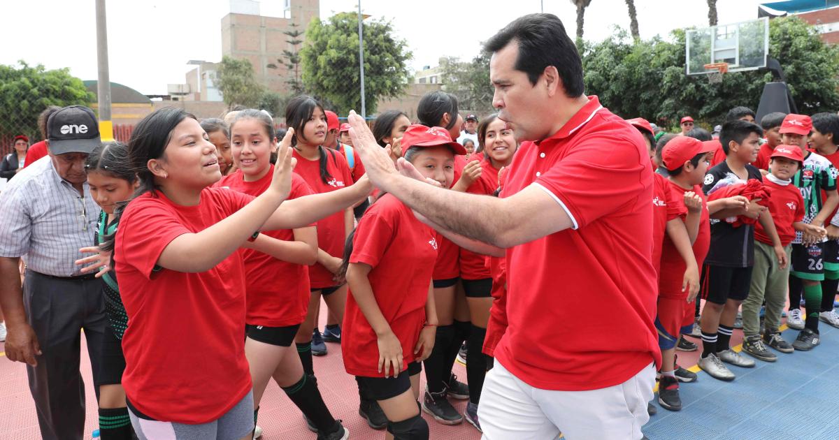 IPD reactivó complejo deportivo de Huandoy, en Los Olivos