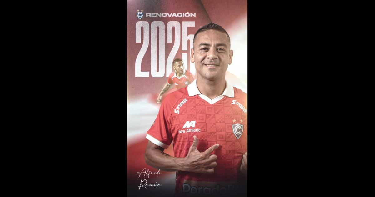 Alfredo Ramúa seguirá en Cienciano la próxima temporada