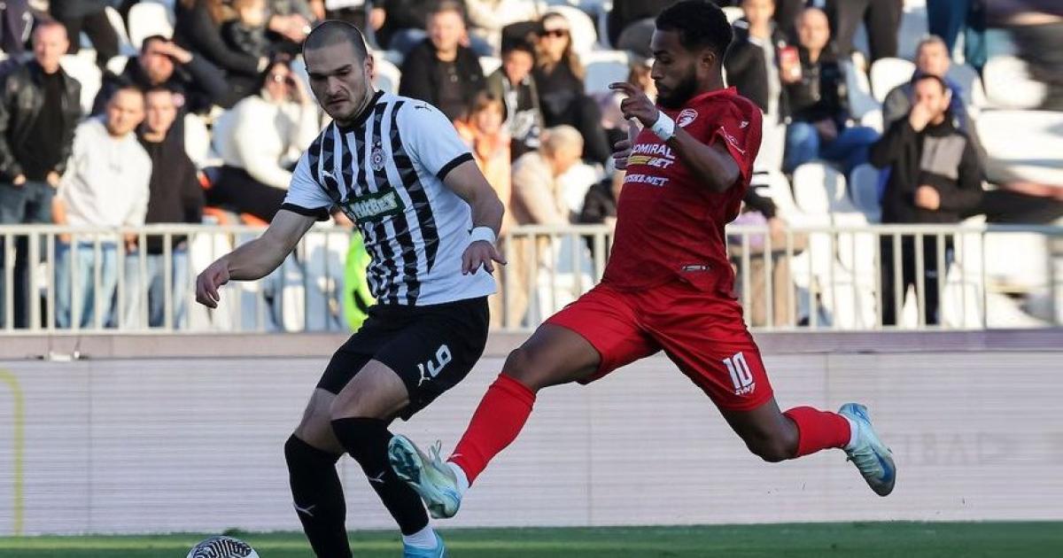¡Sigue sin jugar! Joao Grimaldo no fue considerado en empate del Partizán en casa