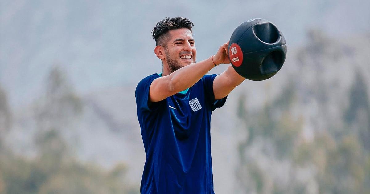 Zambrano: "El título se nos escapó por detalles, pero el fútbol da revanchas y este 2025 iremos con todo"
