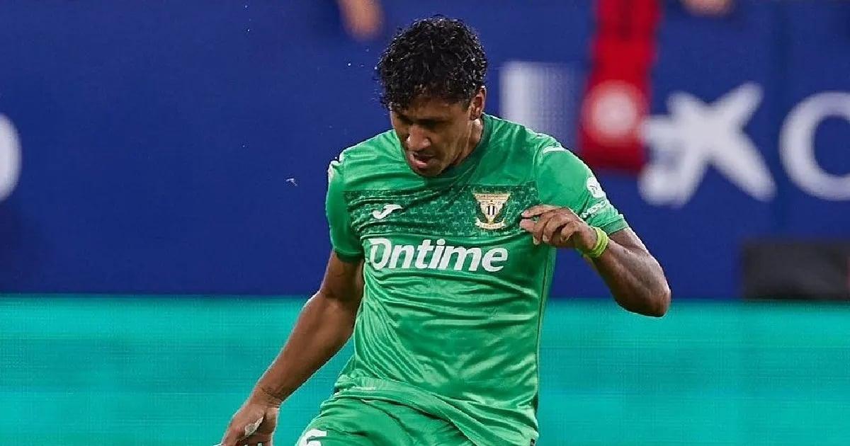 Tapia: "Estoy muy triste porque sabíamos que podíamos hacer un buen partido, pero no se dio"