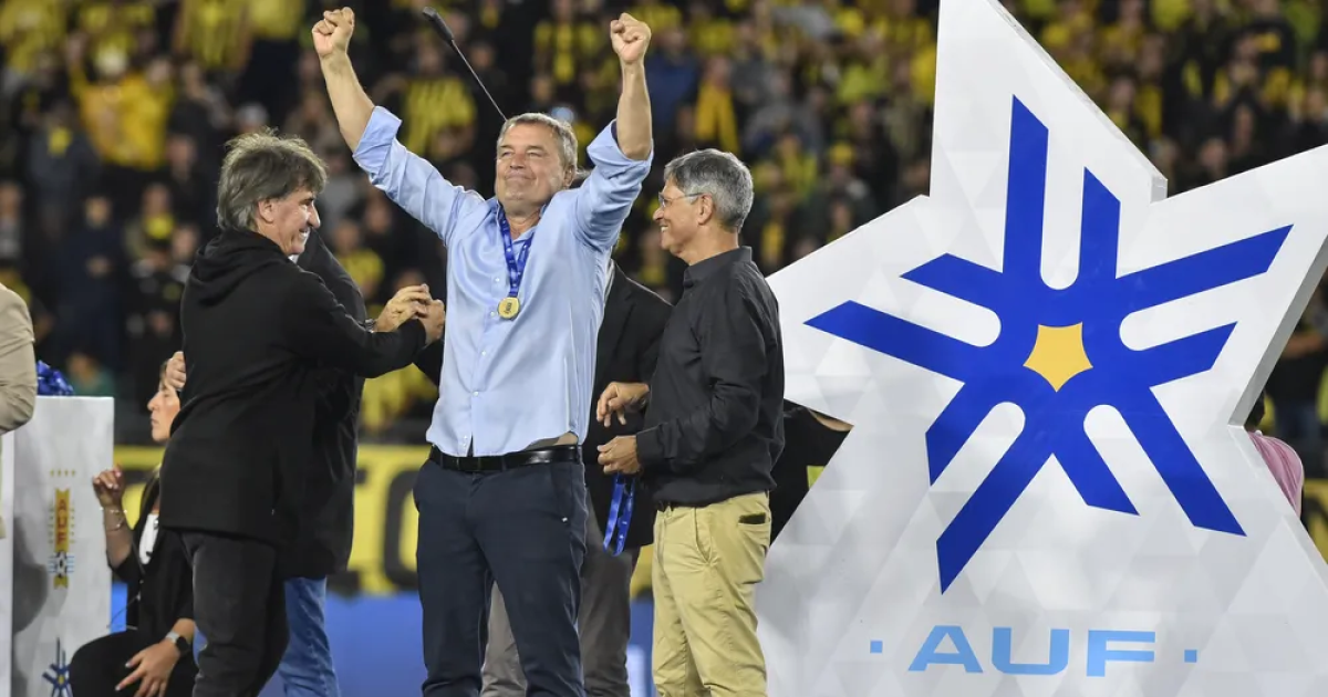 Aguirre sobre su continuidad en Peñarol: "Tengo la vara altísima"