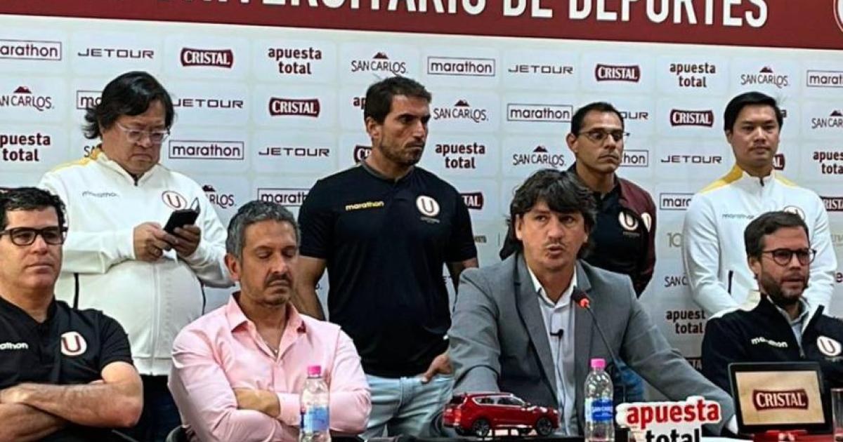 Ferrari dejó de ser administrador de la 'U': "Han cometido un 'caballazo'"
