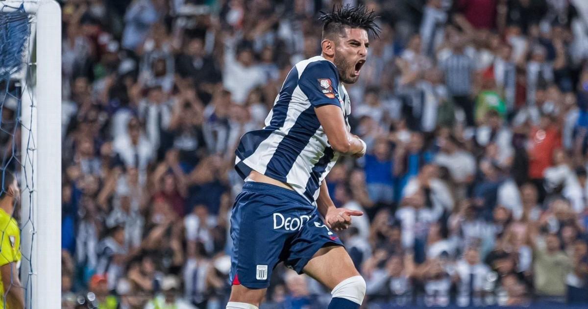 Hinchada de Alianza eligió a Zambrano el mejor del 2024