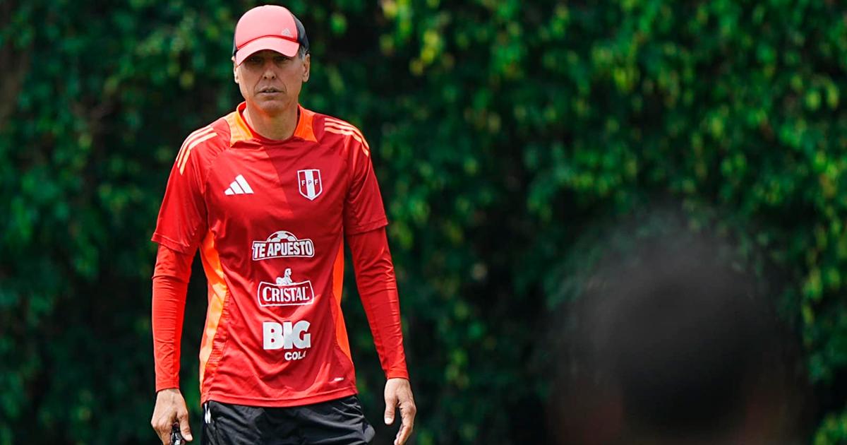 'Chemo' Del Solar dejará la FPF tras Sudamericano Sub 20