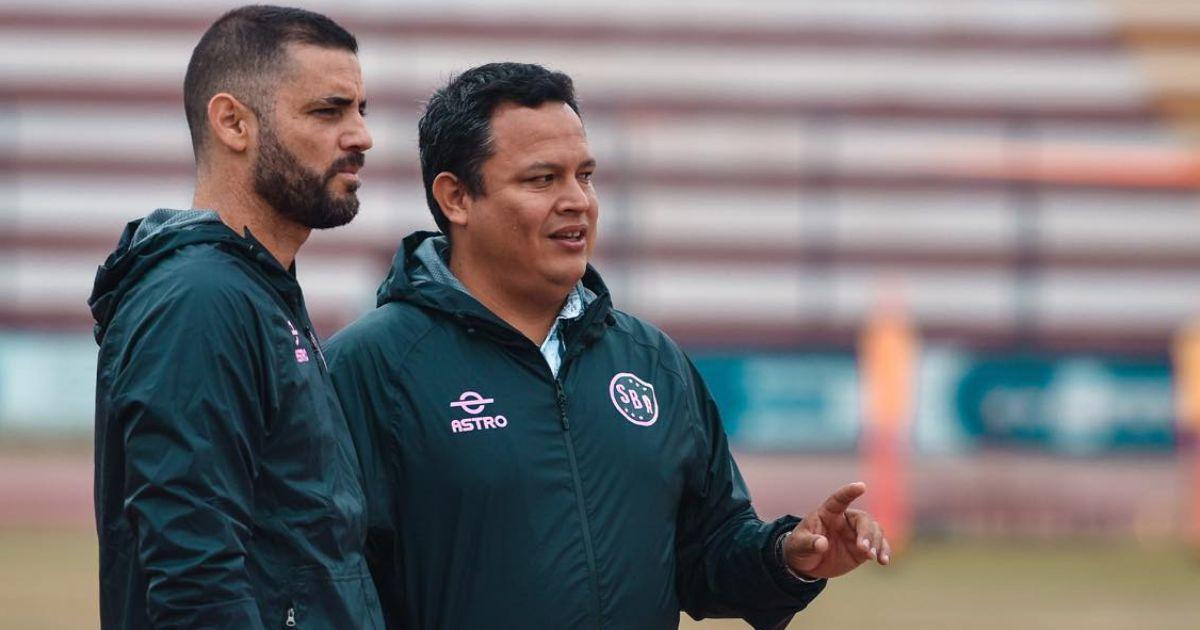 Alcocer: "Estamos comprometidos en meternos entre los cuatro primeros"