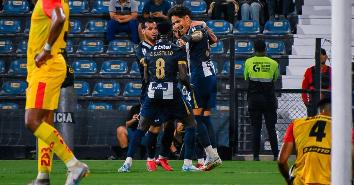 (VIDEO) Así fue el golazo de Paolo Guerrero ante Aucas