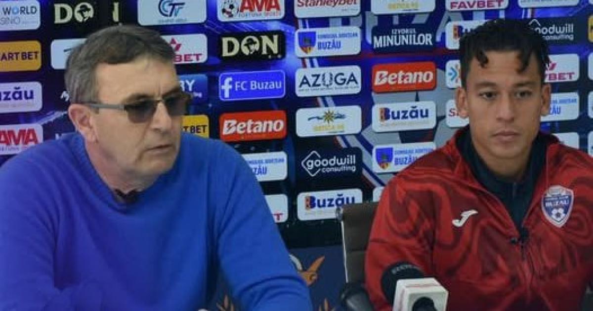 Benavente: "Volver a una primera división de Europa, un máximo nivel, creo que es suficiente"