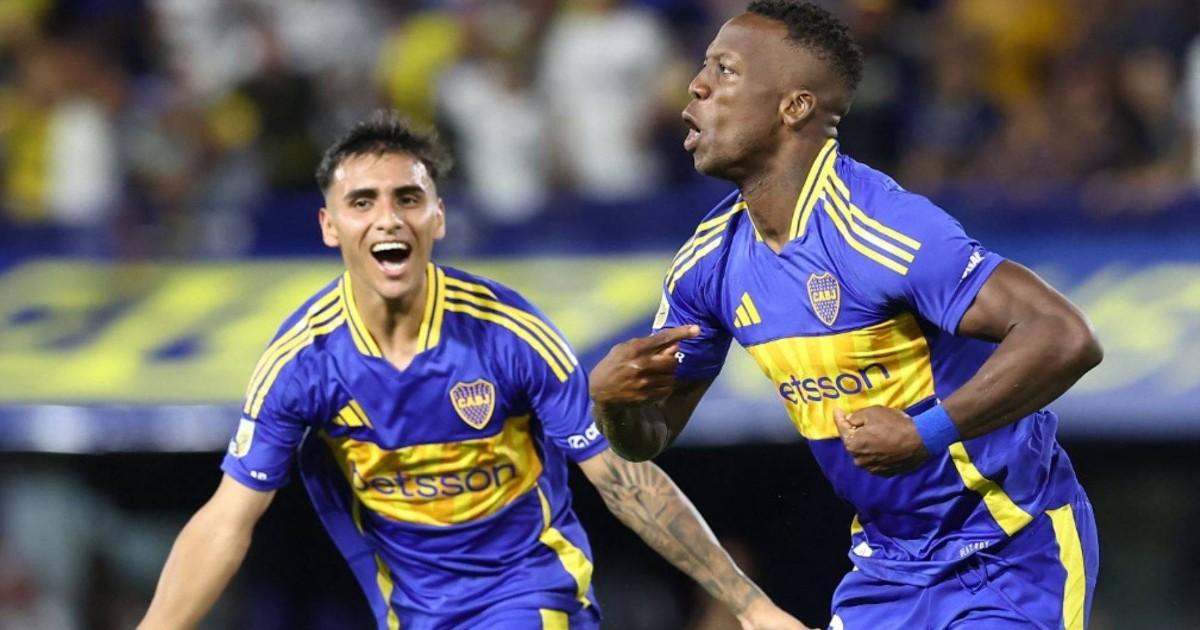 Advíncula: "A pensar en el martes que viene un equipo duro"