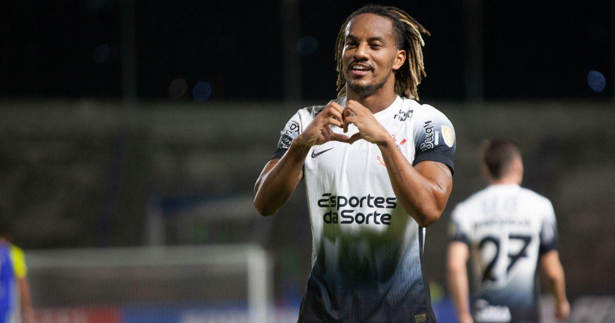 (VIDEO) Con gol de Carrillo, Corinthians empató de visita en la Libertadores