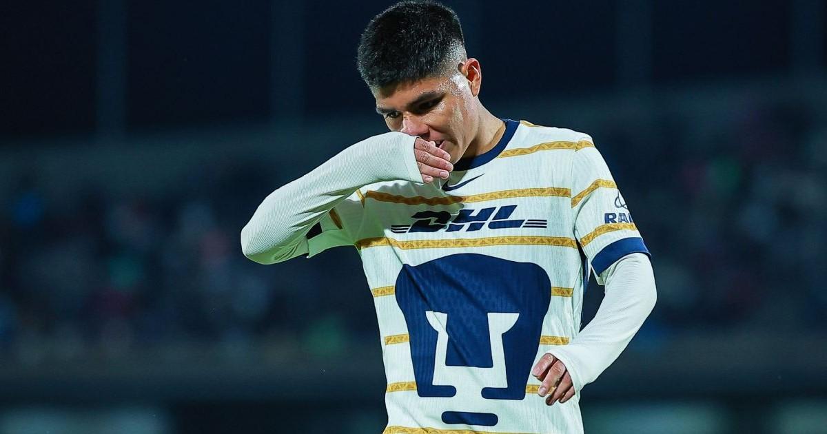 Piero Quispe fue expulsado en derrota de Pumas