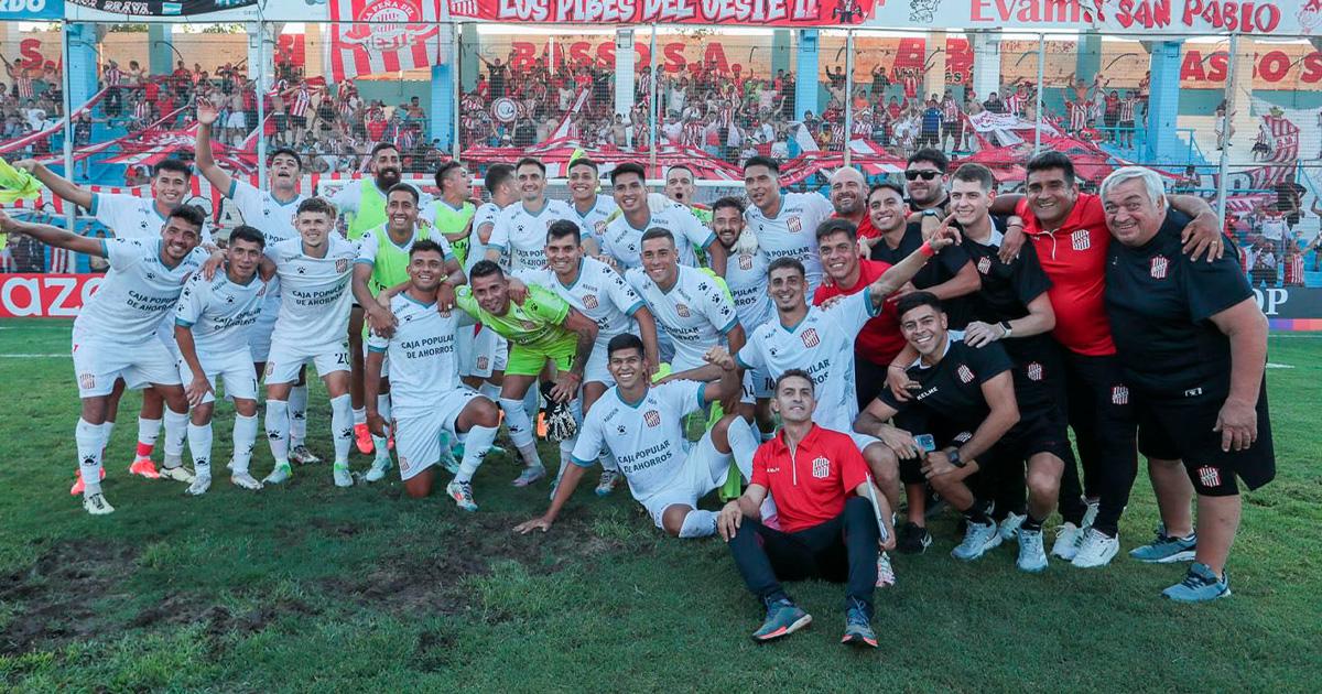 San Martín de Tucumán venció en penales a Colón en la Copa Argentin