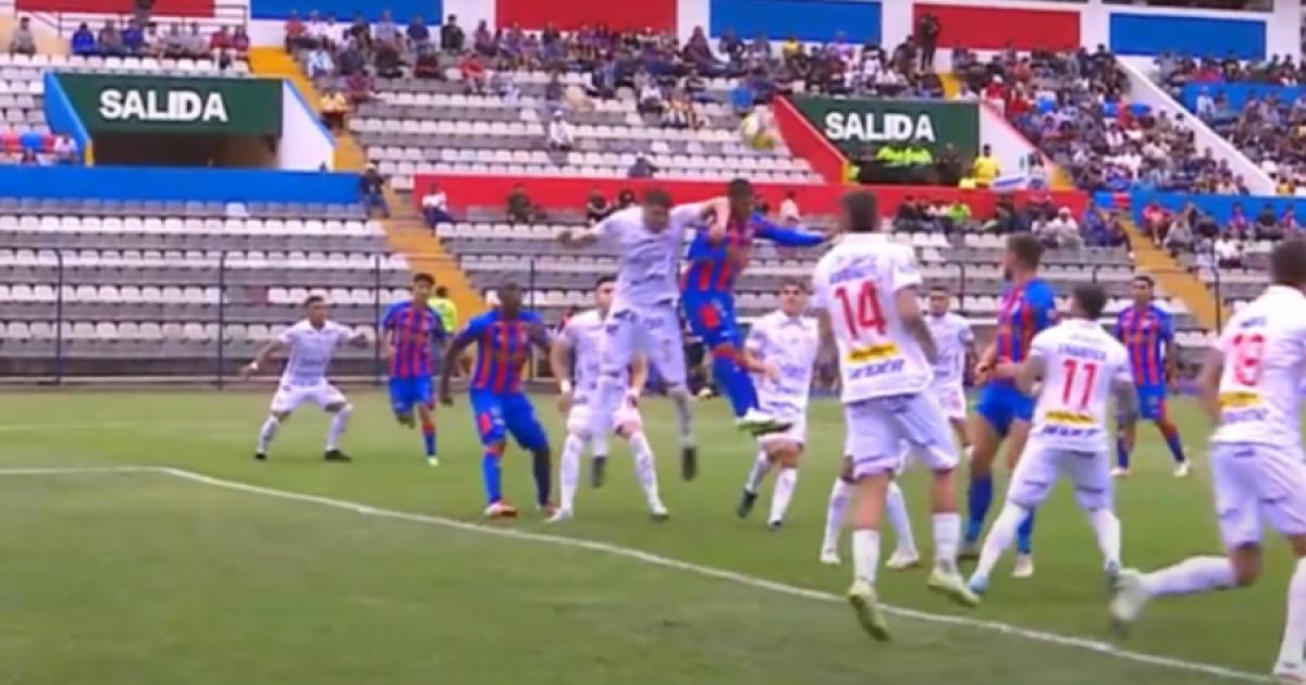 Polémica en Alianza Universidad vs. Deportivo Garcilaso: CONAR confirmó error arbitral