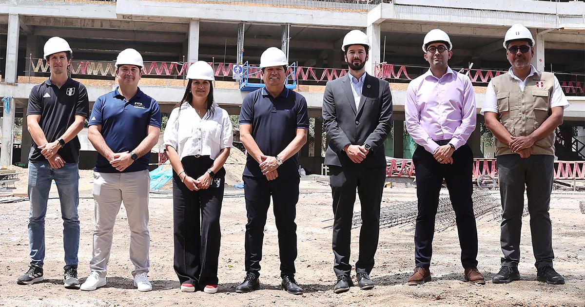(FOTOS) FIFA y Conmebol supervisaron avances de obras en la Videna