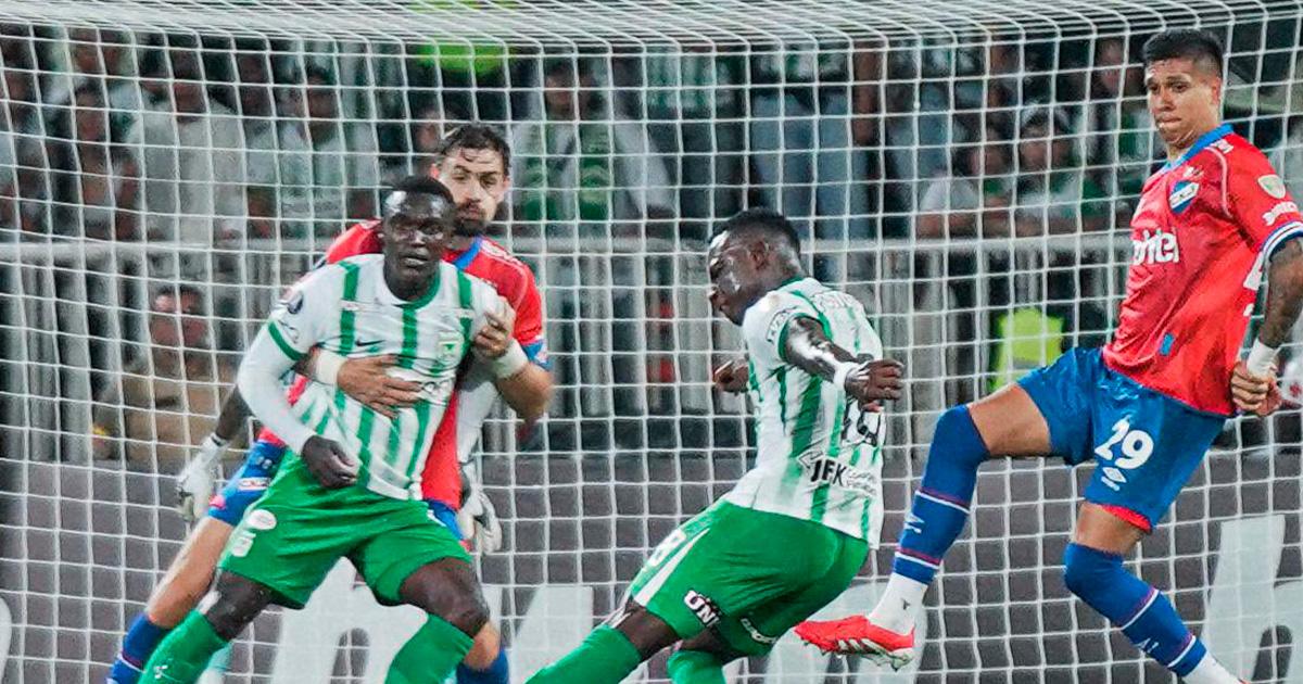 (VIDEO) Atlético Nacional goleó a Nacional en casa por la Copa Libertadores
