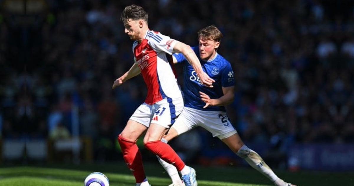 Arsenal no pasó del empate ante Everton y complicó su lucha por título en Premier League
