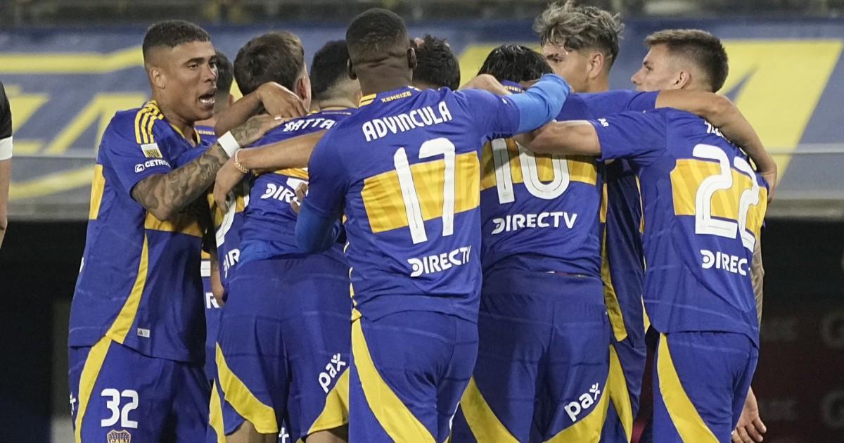 Advíncula fue convocado en Boca para clásico ante River