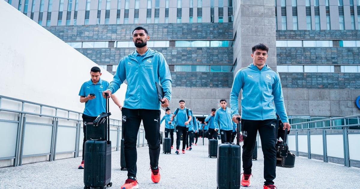 (FOTOS) Sporting Cristal viajó esta mañana a La Paz para su choque de hoy ante Bolívar