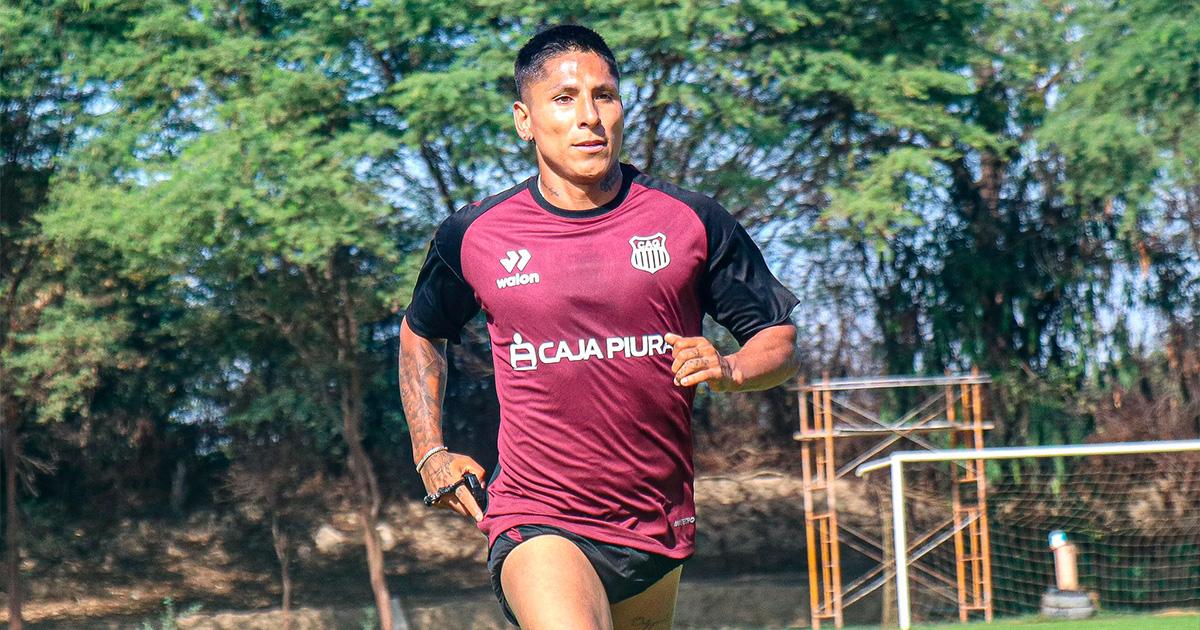 Raúl Ruidíaz tuvo su primer entrenamiento con Atlético Grau