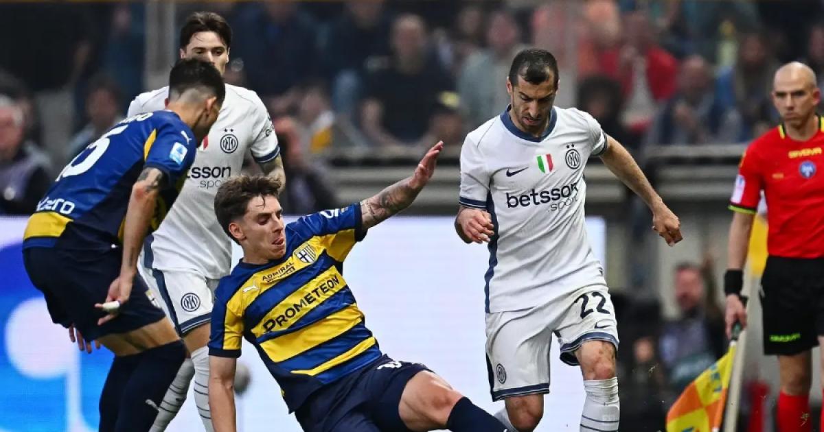 Inter empató 2-2 en Parma y se mantiene líder de la Serie A