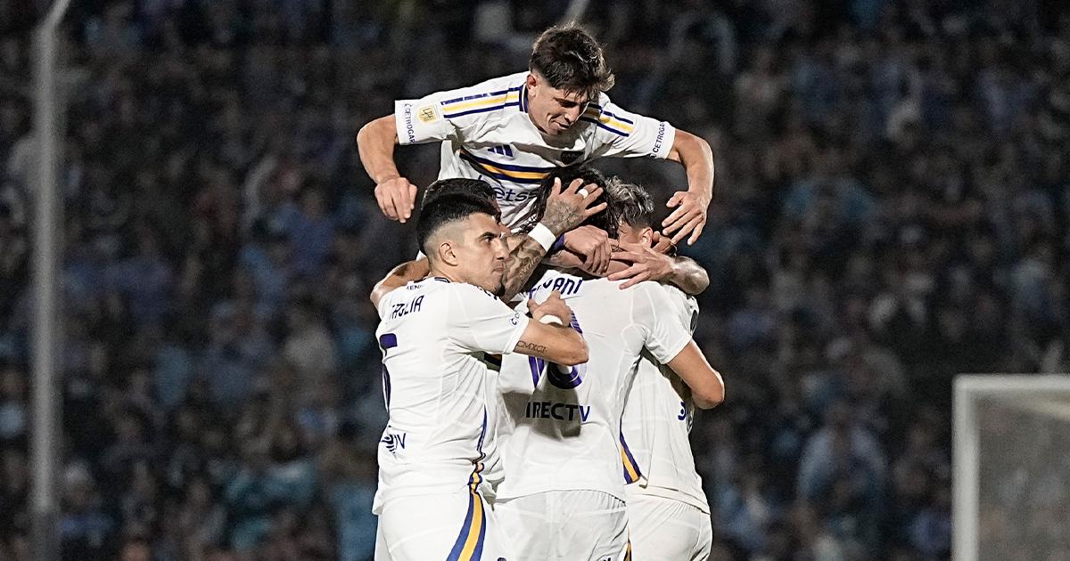 Advíncula le ganó el duelo de peruanos a Reyna en la liga argentina