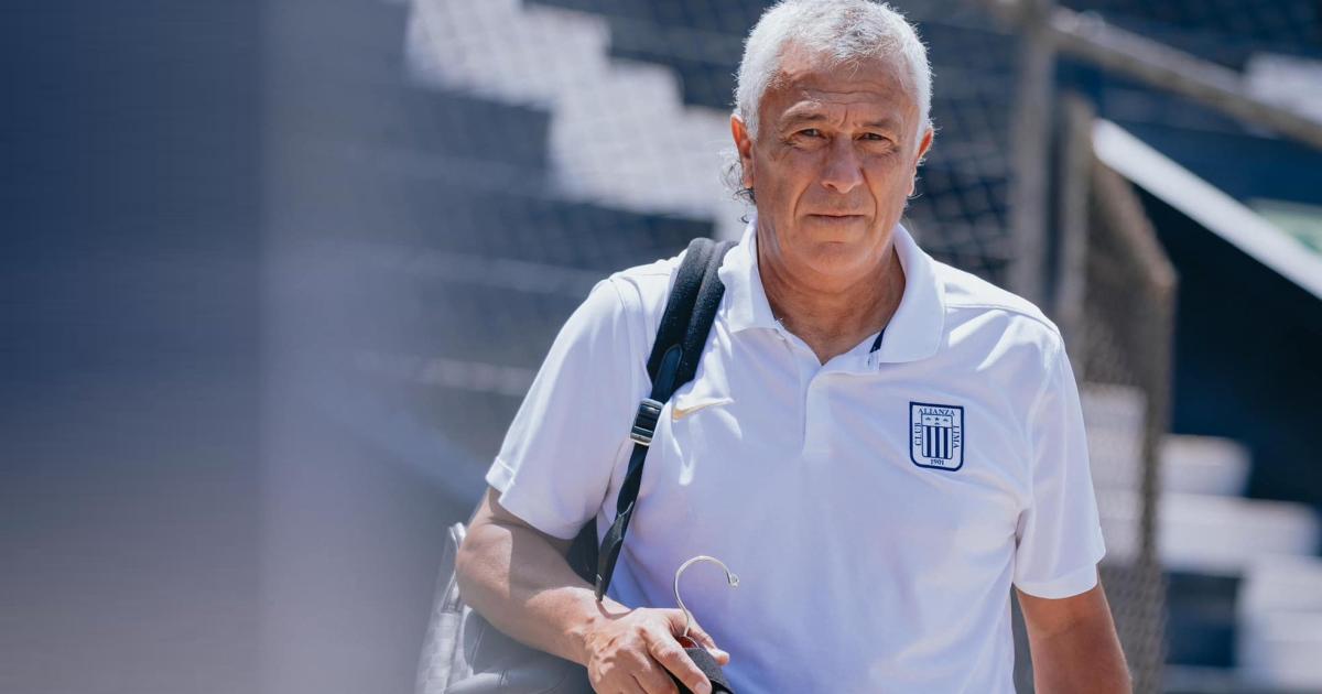 Gorosito tras malas decisiones arbitrales: "Nos genera impotencia y Alianza es muy grande para que le hagan estas cosas"