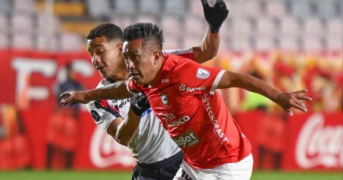 Cueva: "Desio da confianza a cada uno de los jugadores"