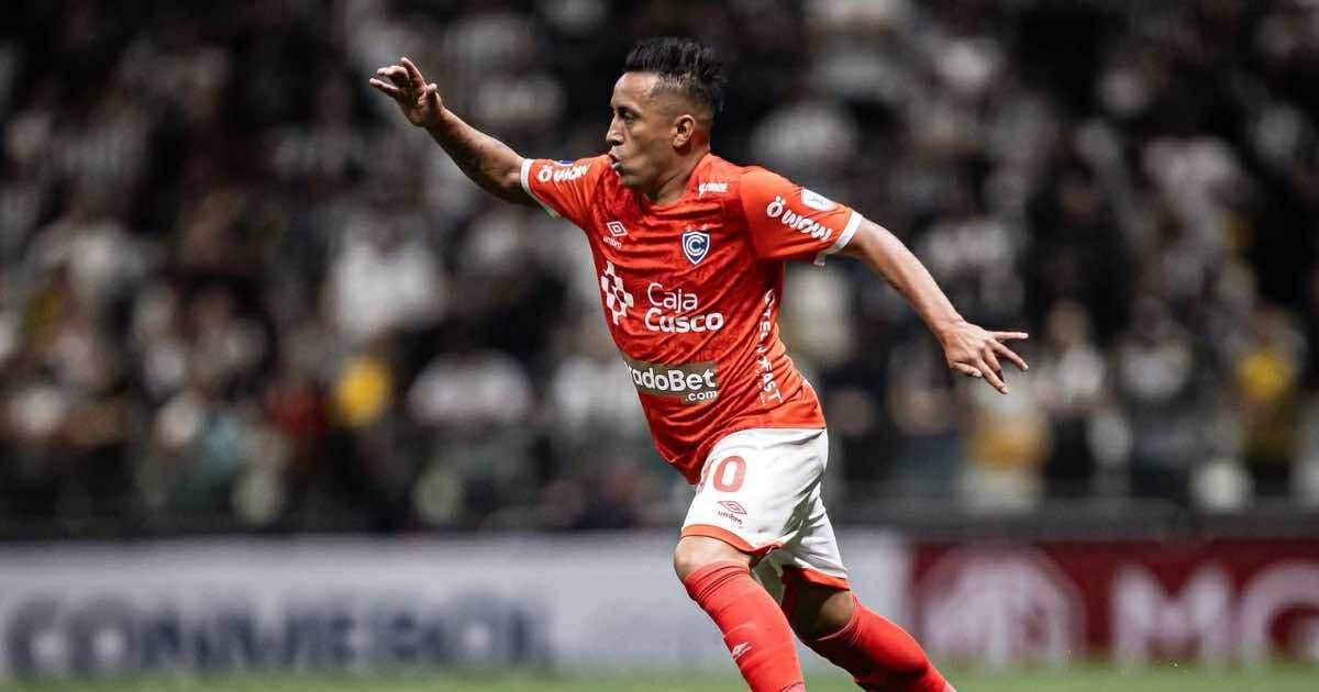 Cueva: “No me tocó estar en la selección y simplemente ya está, hay que seguir trabajando”
