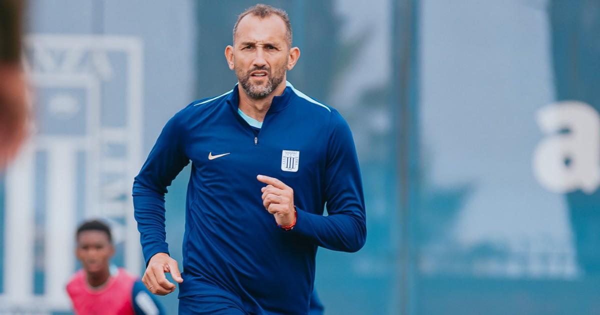 Barcos: "El grupo es el mismo de comienzos de año, no nos podemos olvidar de jugar al fútbol"