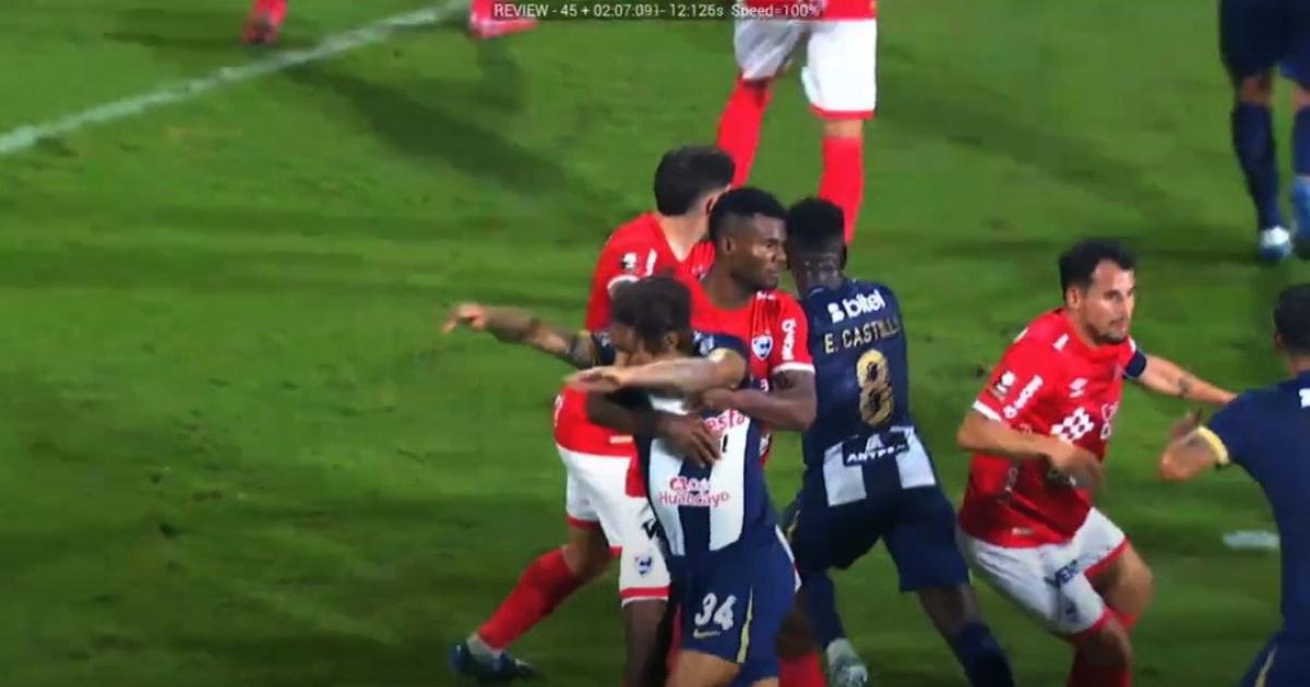 (VIDEO) De no creerlo: Conar publicó audio del VAR y reconoció que sí hubo penal a favor de Alianza