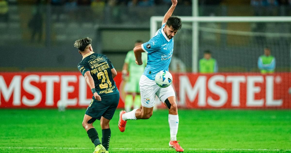(VIDEO | FOTOS) Cristal venció por 2-1 a Bolívar y se metió en la lucha en la Libertadores