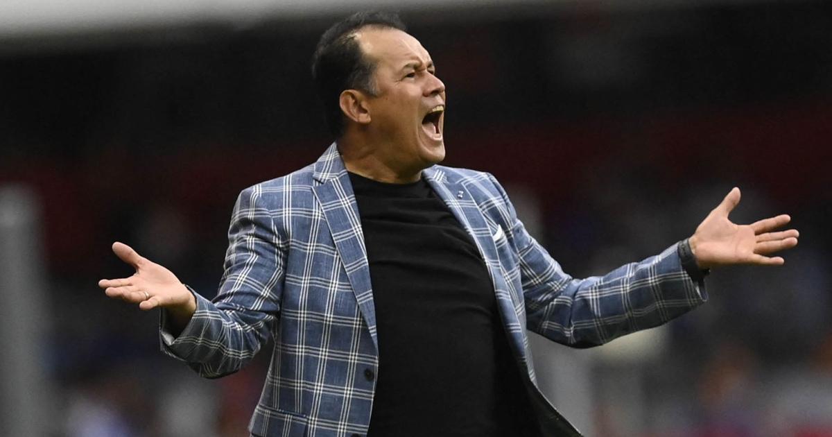 LDU de Quito busca DT y en Ecuador aseguran que Juan Reynoso es uno de los candidatos