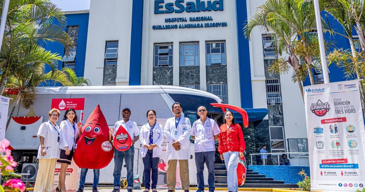 EsSalud Almenara realiza campaña “Héroes de Sangre” en la explanada del Estadio de Alianza Lima