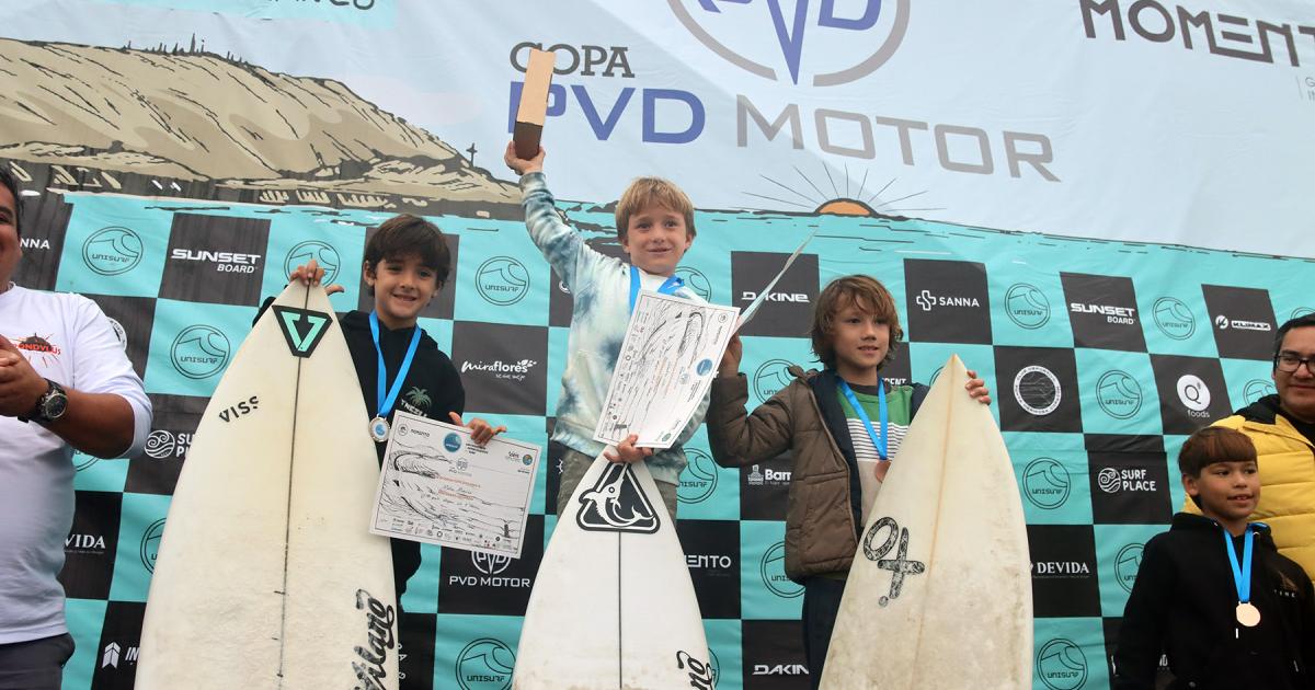 Arrancó Circuito de surf universitario e interescolar en Playa Redondo de Miraflores