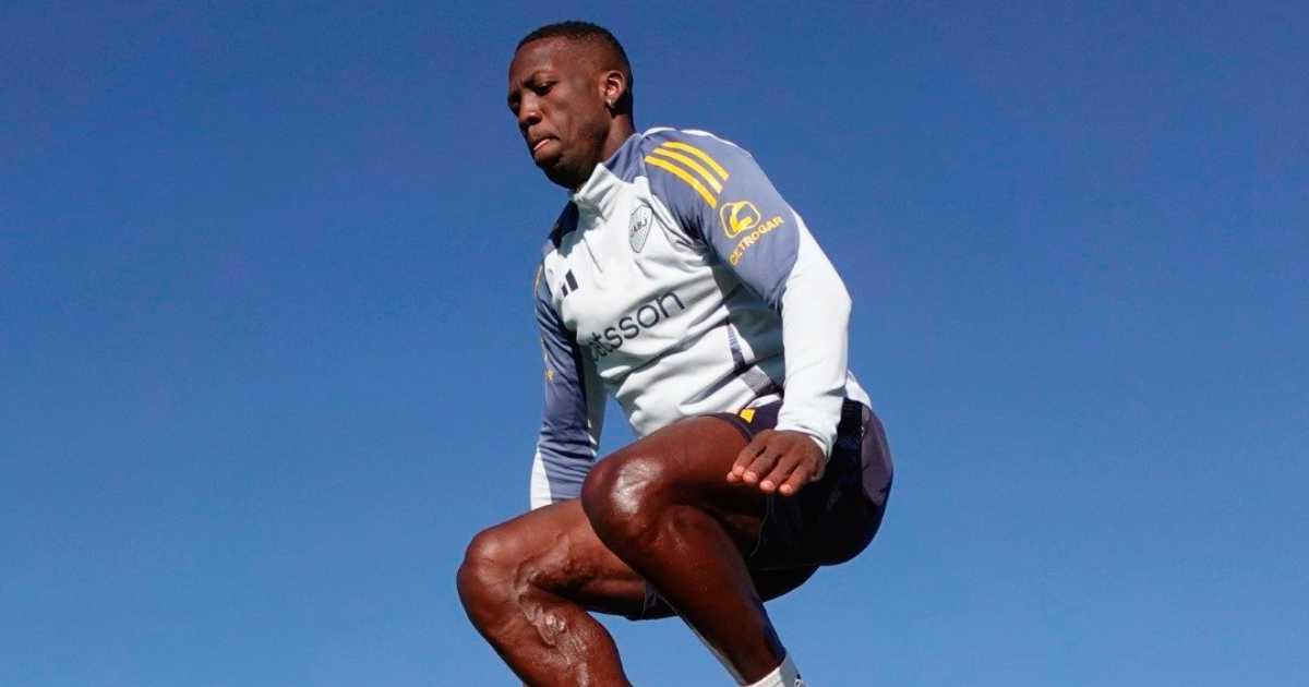 Luis Advíncula se sumó a Boca Juniors en Miami