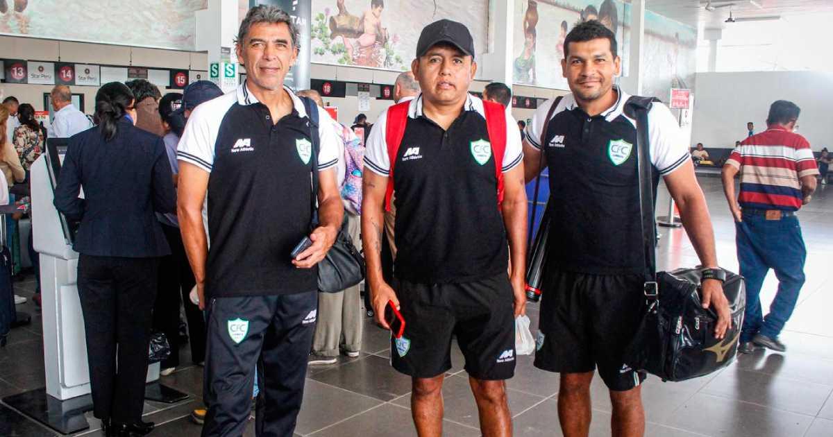 Juan Carlos Bazalar dejó de ser entrenador de Comerciantes FC