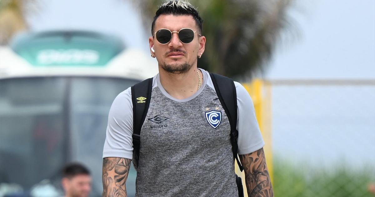 Garcés: "Dependerá del DT si arranco como titular ante Cristal"