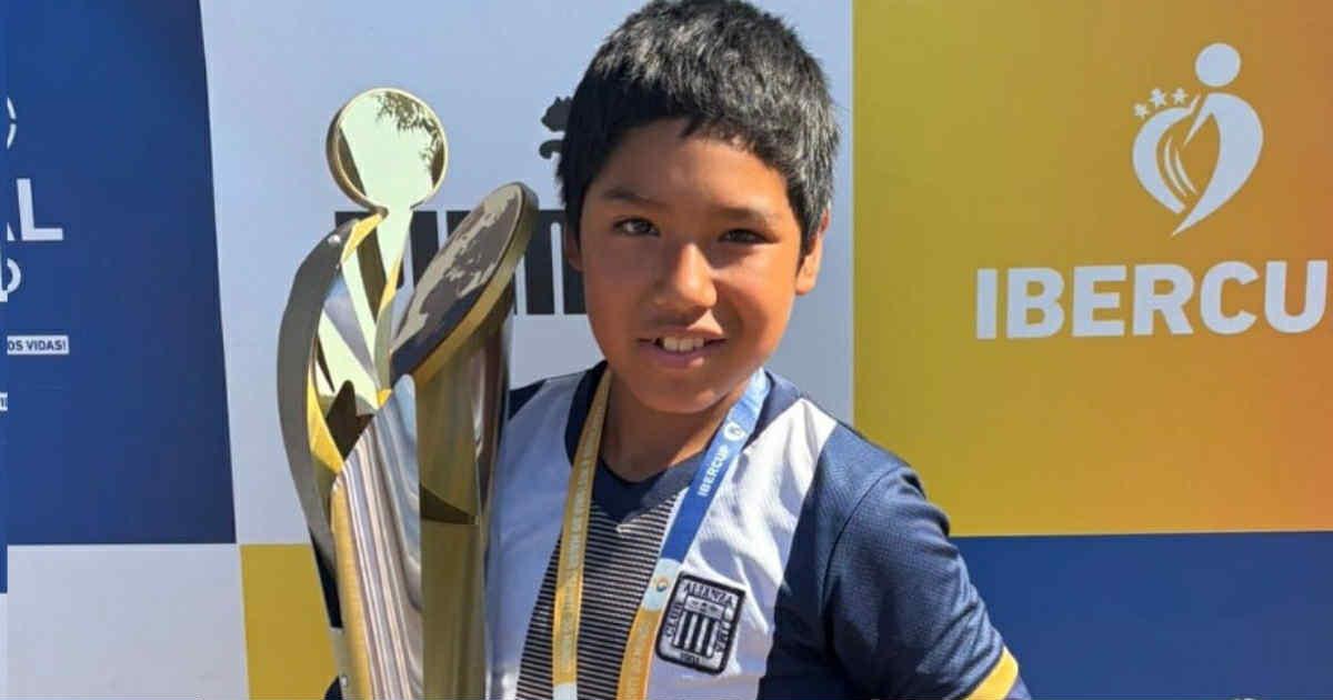 ¡Arrasó con todos! Alianza Lima U14 logró el título en la Iber Cup 2025 que se jugó en Brasil