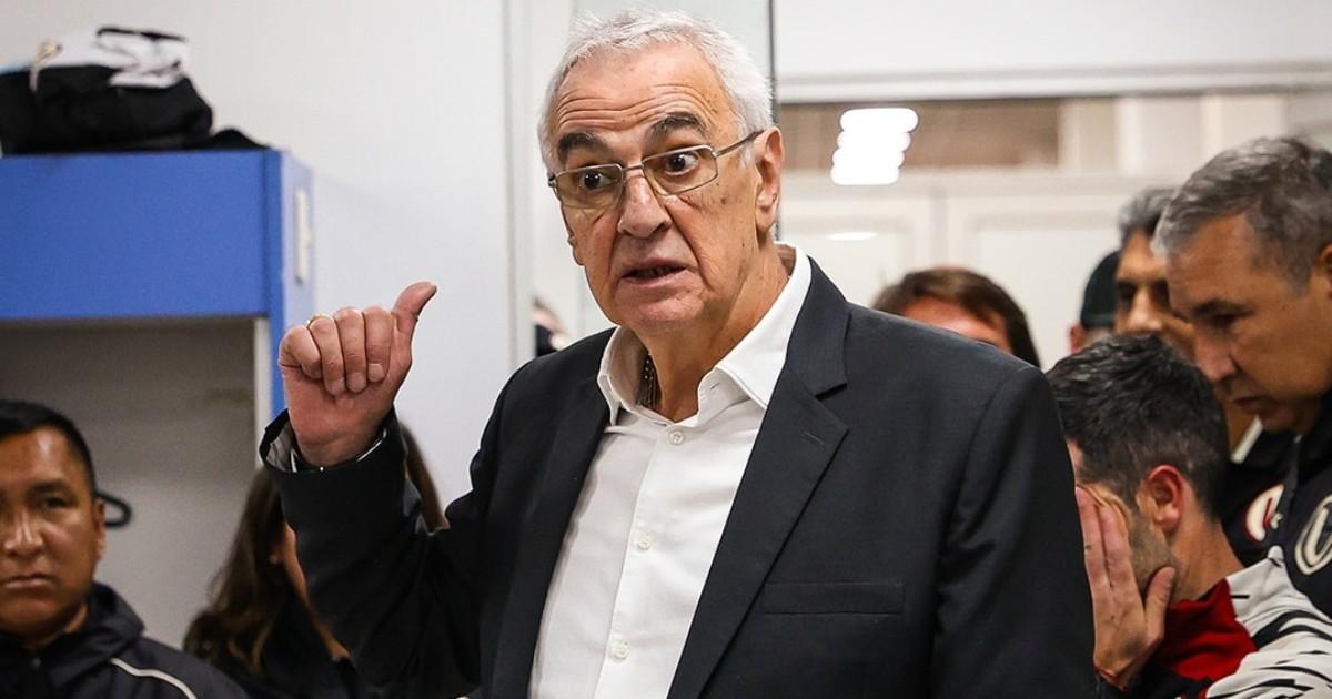 Fossati sobre posible salida de Ureña: "Se decide ahora o punto"