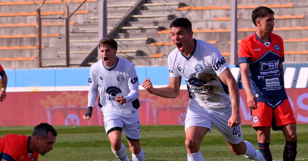 Independiente Rivadavia se metió a cuartos de final de la Copa Argentina