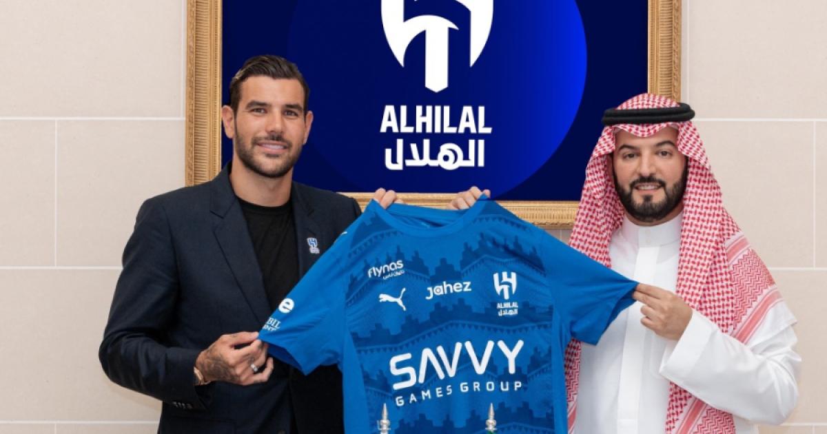 Theo Hernández fue presentado como nuevo jugador de Al-Hilal tras dejar el AC Milán