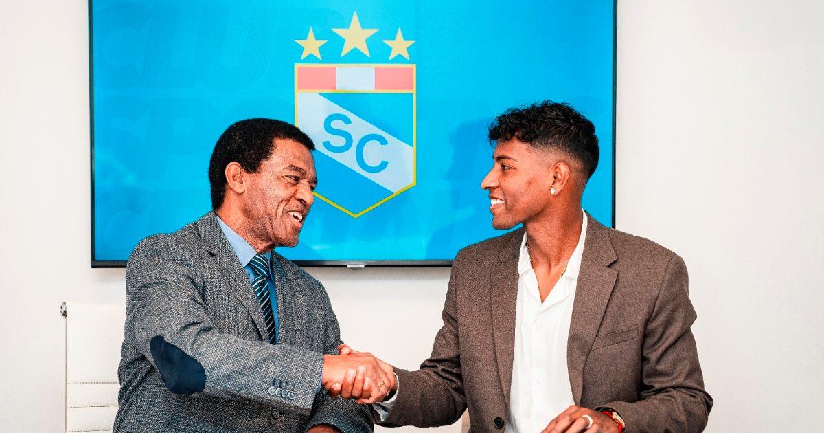 (FOTOS) ¡Se puso la celeste! Sporting Cristal le dio la bienvenida a Miguel Araujo