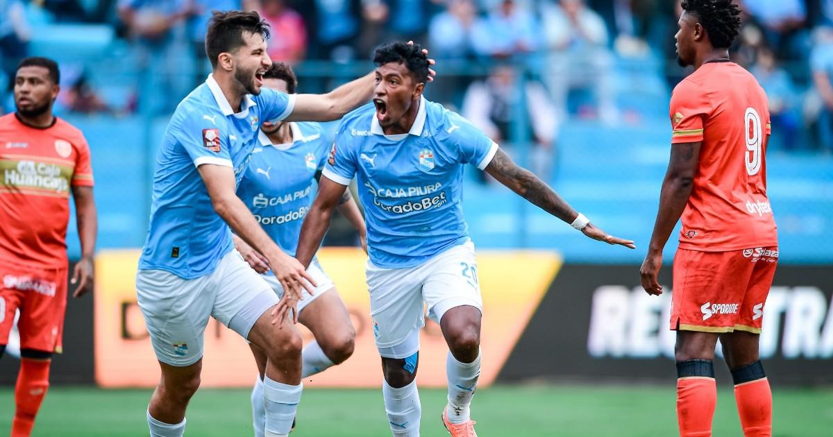 (VIDEO | FOTOS) Cristal goleó por 5-0 a Huancayo en el regreso de Yotún