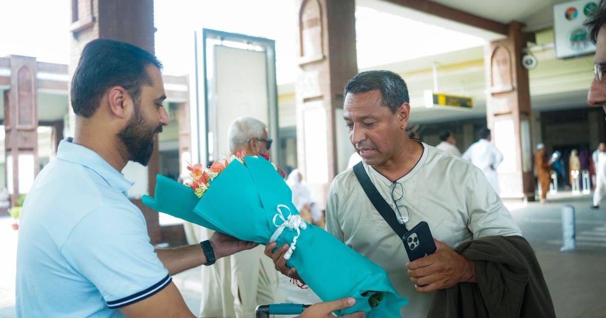  (FOTOS) Solano tuvo gran recibimiento en Pakistán