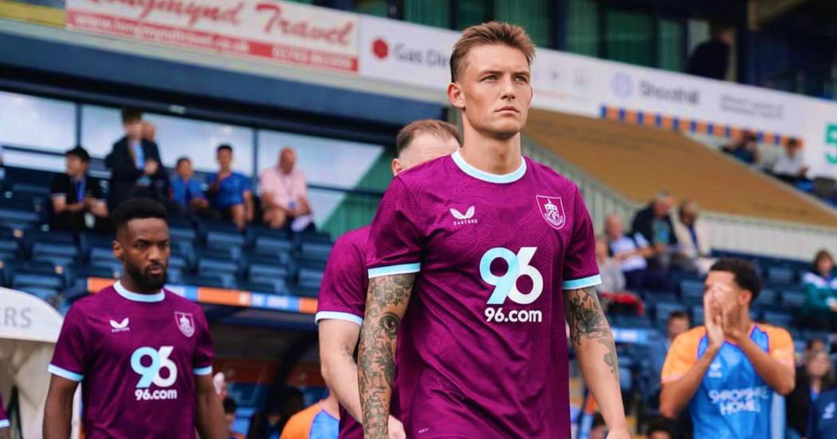 Sonne fue titular en la derrota de Burnley ante Lazio en amistoso