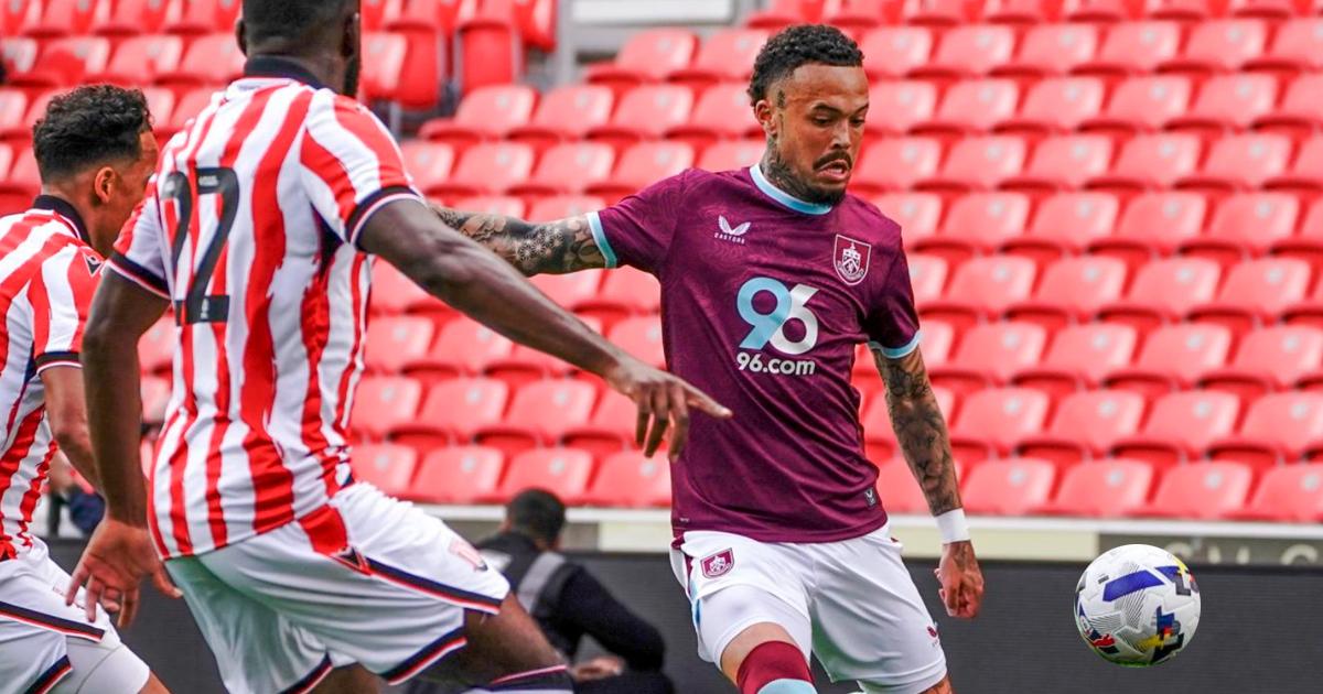 Oliver Sonne no fue tomado en cuenta para amistoso que perdió Burnley ante Stoke